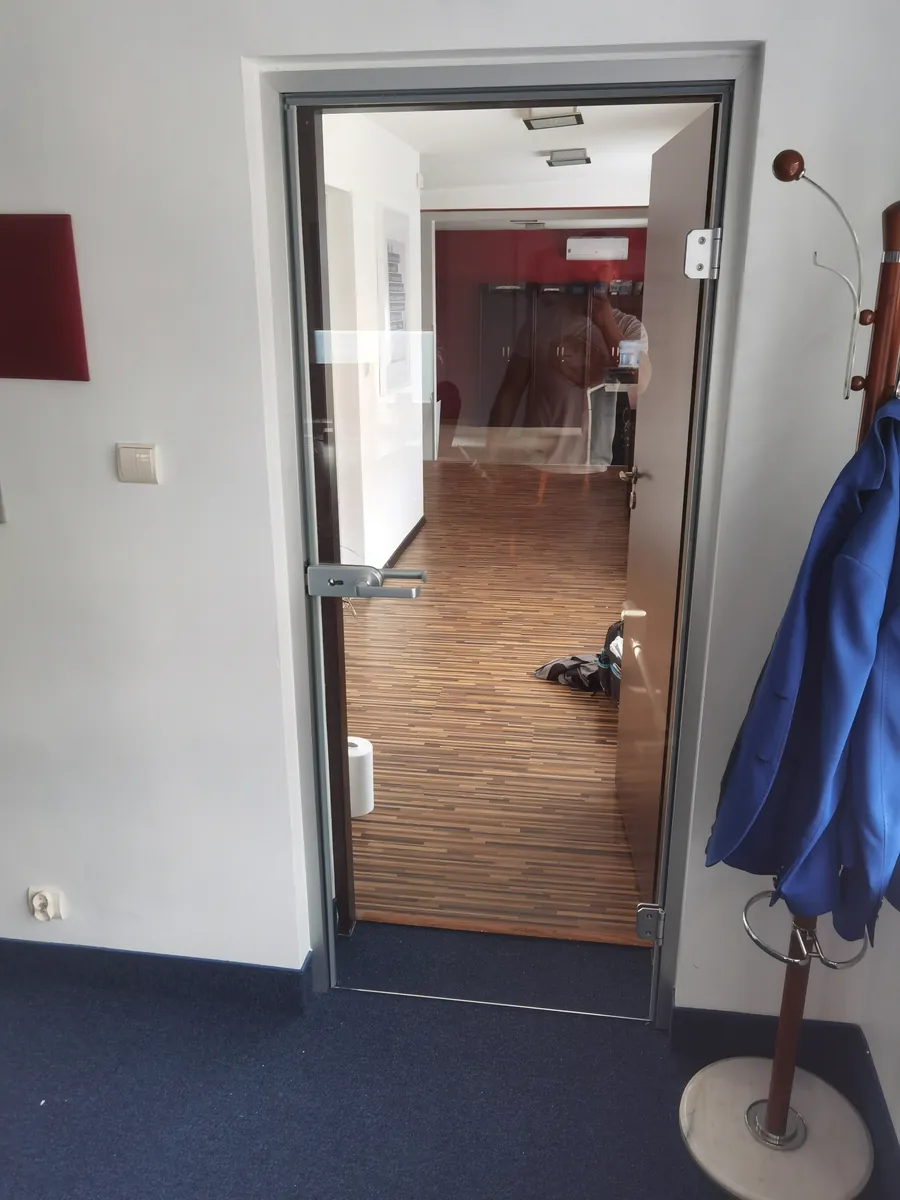 Zabudowa loftowa — szklana ścianka działowa, Bydgoszcz